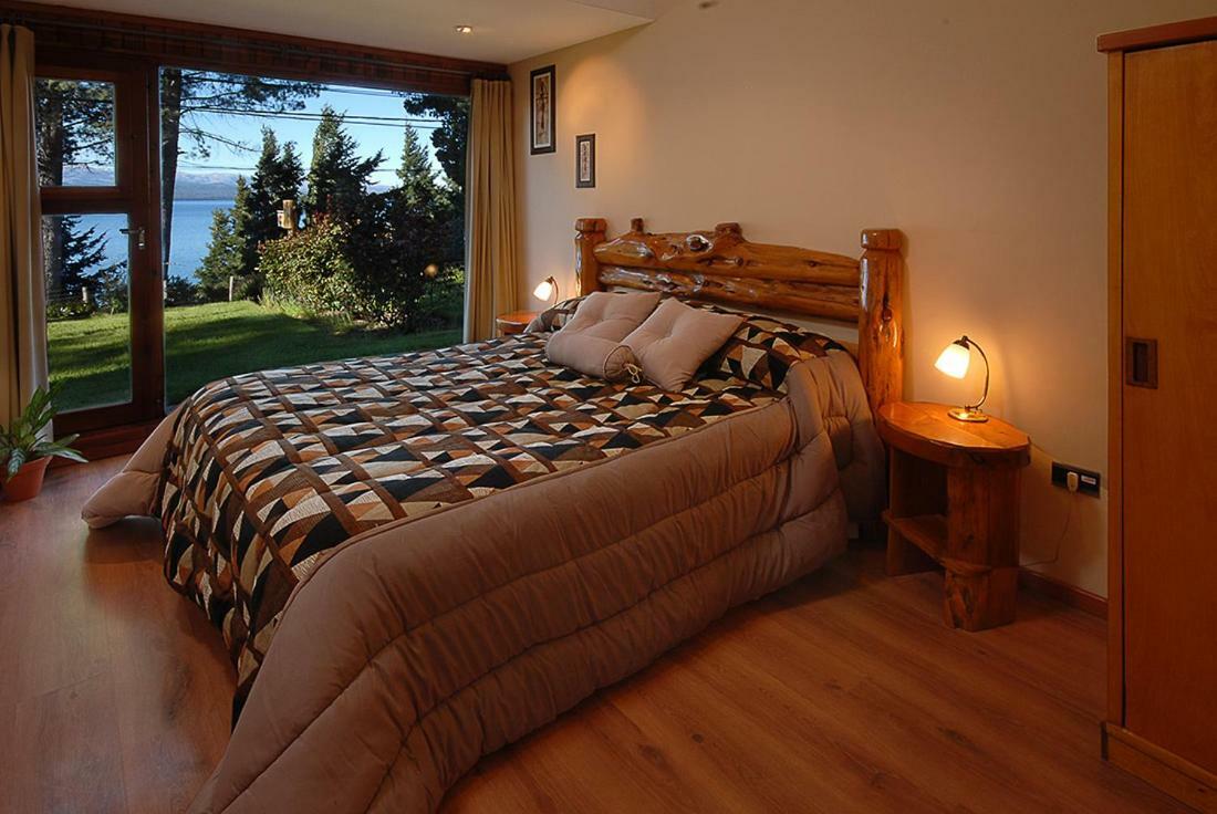Lejano Nahuel Hotel San Carlos de Bariloche Eksteriør billede
